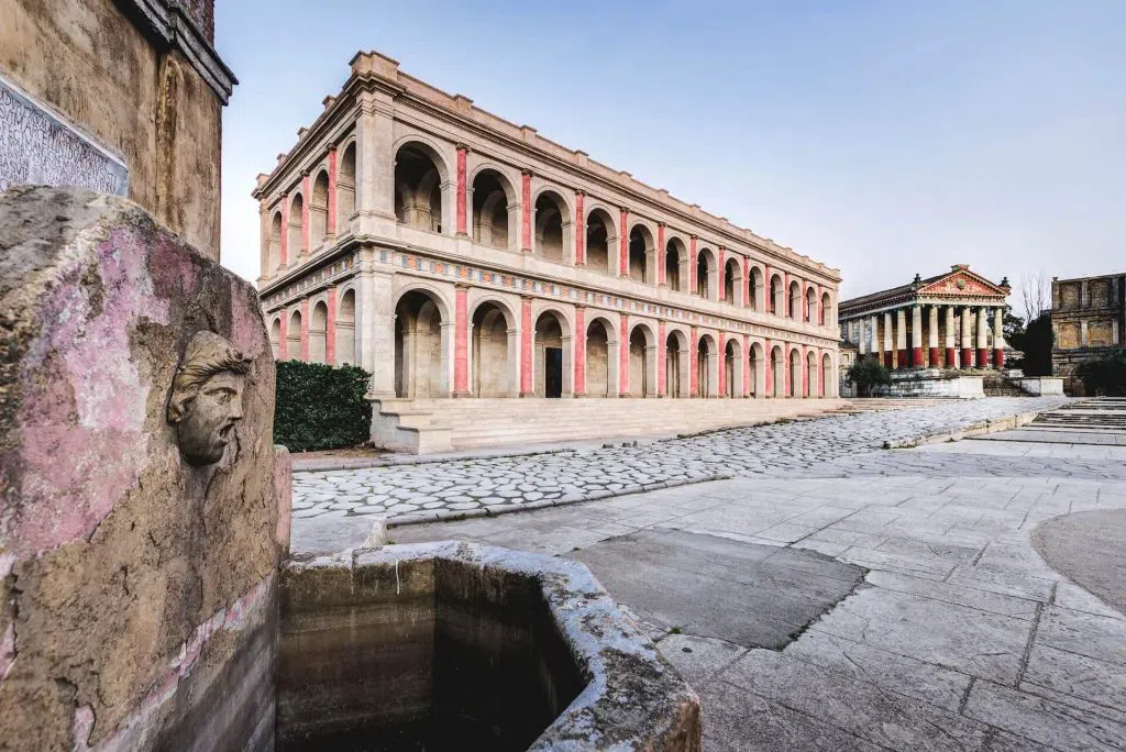 Cinecittà si Mostra (Cinecittà Studios visitor tour), Rome