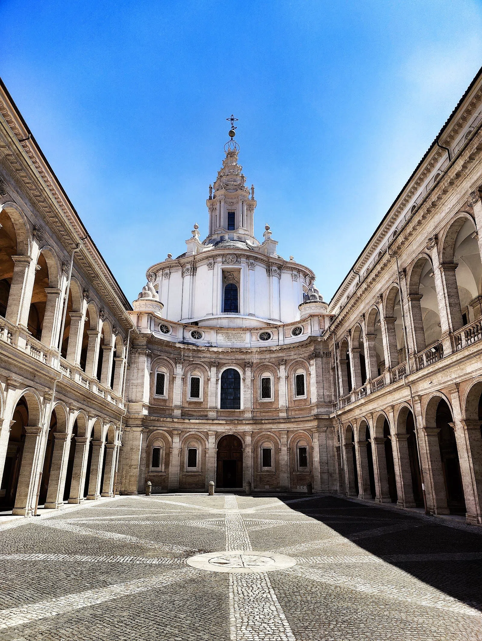 Sant'Ivo alla Sapienza, Rom