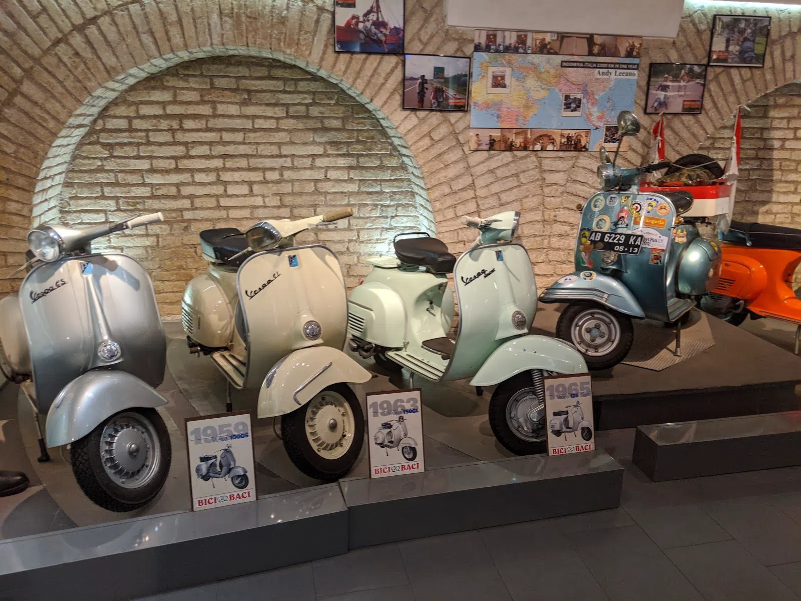Bici & Baci / Spazio Museo Vespa — 'Rome Movie Sets' Vespa tour, Rome